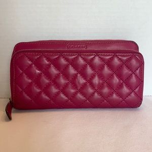 coach quilted wallet